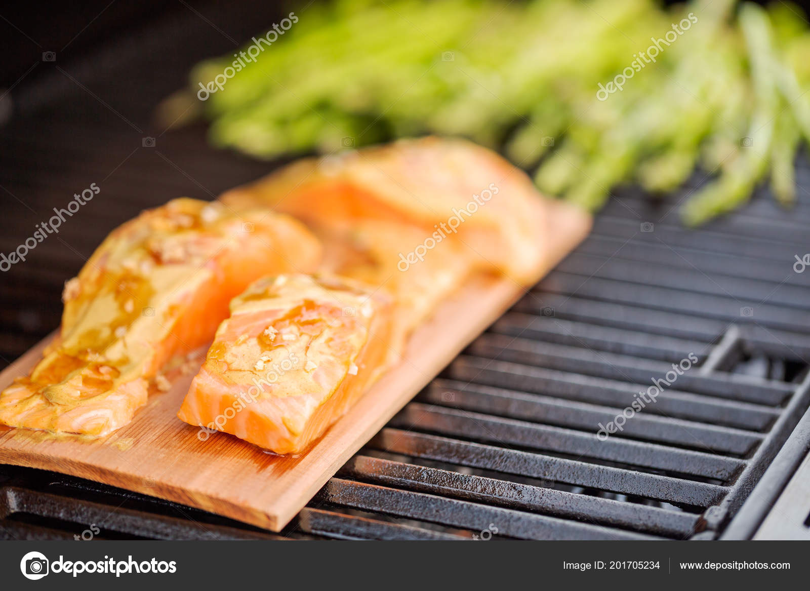 Grilling Salmon Cedar Plank Outdoor Gas Grill Stock Photo by ©urban