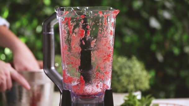 Krok Krokem Příprava Strawberry Margarita Čerstvých Organických Jahody — Stock video