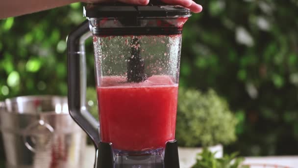 Passo Dopo Passo Preparazione Margarita Alla Fragola Fragole Fresche Biologiche — Video Stock