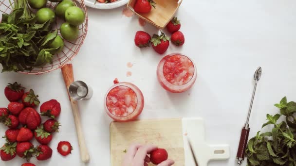Step Step Preparing Strawberry Mojito Fresh Organic Strawberries — Stock Video