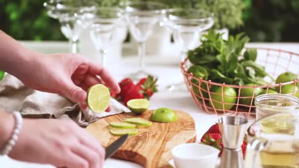 Step Step Preparing Strawberry Margarita Fresh Organic Strawberries — Stock Video