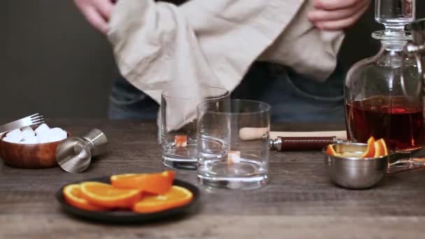 Stap Voor Stap Voorbereiding Whiskey Sour Cocktail Home Bar — Stockvideo