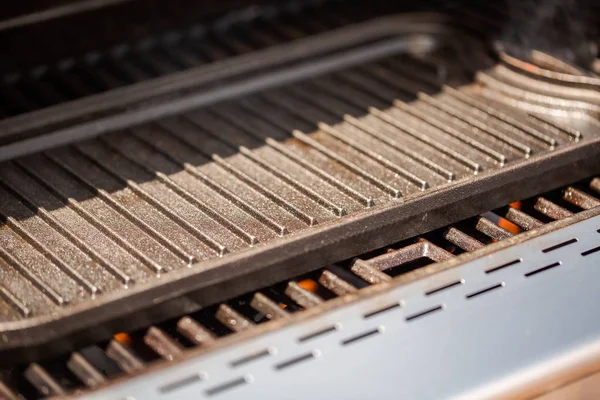 Gietijzeren Grillplaat Buiten Gasgrill — Stockfoto