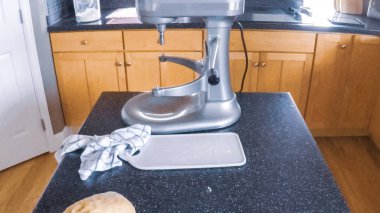 Adım adım. Konut Mutfak Mutfak mikser kullanarak şekerli kurabiye pişirme.