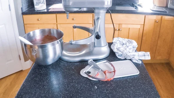 Adım adım. Konut Mutfak Mutfak mikser kullanarak şekerli kurabiye pişirme.