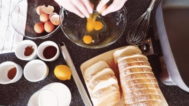 Paso Paso Preparación Tostadas Francesas Para Desayuno — Vídeos de Stock