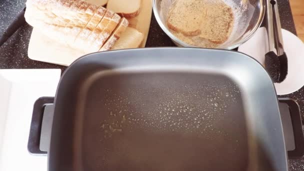 Paso Paso Preparación Tostadas Francesas Para Desayuno — Vídeos de Stock