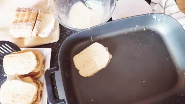 Paso Paso Preparación Tostadas Francesas Para Desayuno — Vídeos de Stock