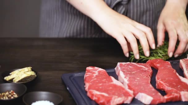 Filetes Crudos Nueva York — Vídeos de Stock