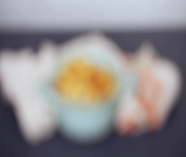 Taze Yumurtalı Ekmek Kruton Kabın Içinde — Stok video