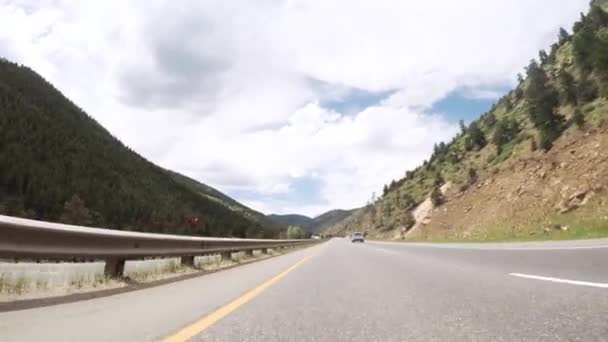 De mening van de berg rijden — Stockvideo