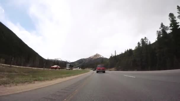 Montanha vista condução — Vídeo de Stock