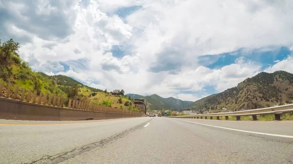 Dirigindo Para Oeste Através Das Montanhas Rodovia Interestadual I70 — Fotografia de Stock