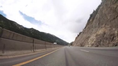 Dağ manzarası sürüş