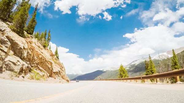 Jízdy Horské Silnici Nad Berthoud Pass Létě — Stock fotografie