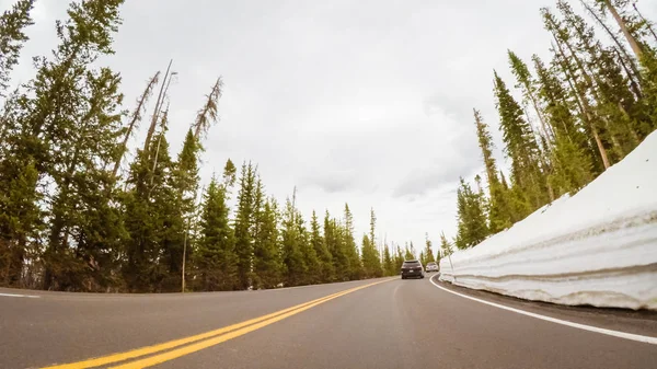 Dirigir Trail Ridge Road Fim Semana Abertura Temporada Rocky Mountain — Fotografia de Stock