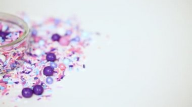 Renkli mor karışımı serpin 