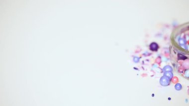 Renkli mor karışımı serpin 