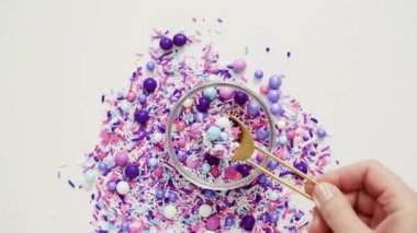 Renkli mor karışımı serpin 