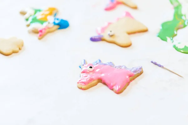 Enfants Faisant Des Biscuits Licorne Date Jeu — Photo