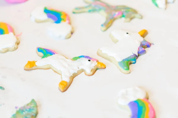 Enfants Faisant Des Biscuits Licorne Date Jeu — Photo