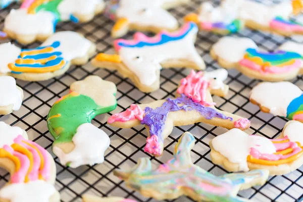 Kids Craft Dekorerad Med Royal Icing Unicorn Cookies Torkställ — Stockfoto