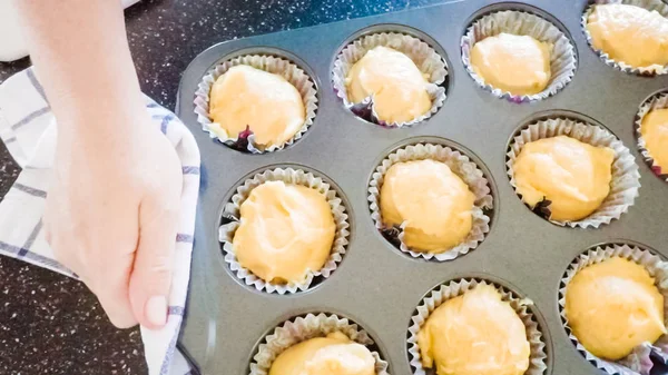 Adım Adım Vanilyalı Kek Pişirme — Stok fotoğraf