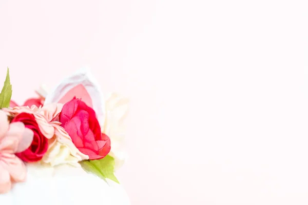 Calabaza Artesanal Pintada Blanco Decorada Con Flores Rosas Como Unicornio — Foto de Stock
