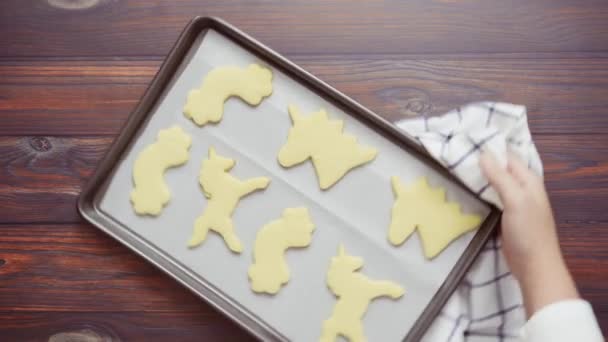 Unicorn Vormige Suiker Cookies Bakplaat — Stockvideo