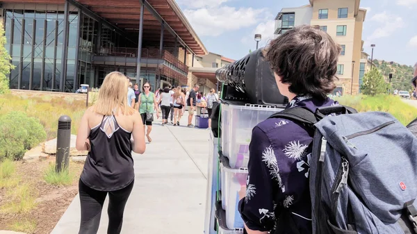 Colorado Springs Colorado Usa August 2014 Student Moving Dorms University — стоковое фото