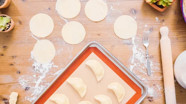 Paso Paso Hacer Empanadas Caseras Con Diferentes Rellenos — Foto de Stock