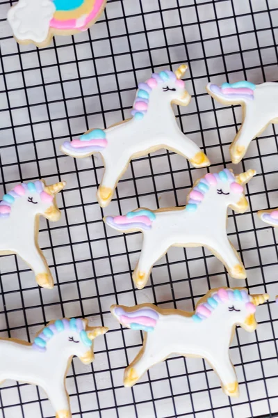 Decorating Unicorn Themed Sugar Cookies Royal Icing — Stock Photo, Image