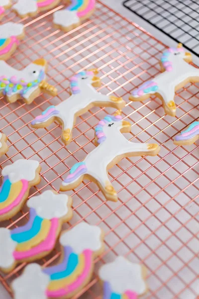 Decorating Unicorn Themed Sugar Cookies Royal Icing — Stock Photo, Image