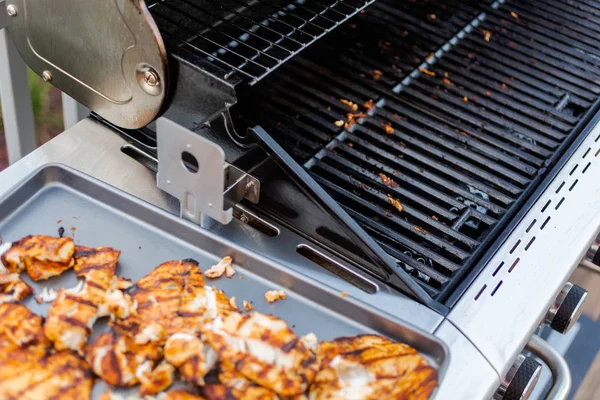 Asar Bacalao Para Tacos Pescado Parrilla Gas Aire Libre —  Fotos de Stock