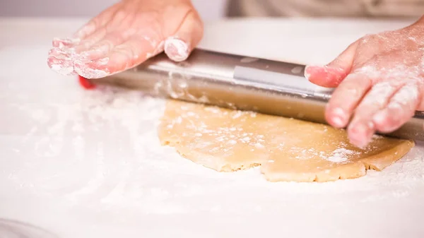 Rolling Out Sugar Cookie Dough Make Unicorn Cookies — Stock Photo, Image