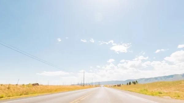 Jízdy Dlážděné Silnici Poblíž Chatfield Nádrž Jižně Denver — Stock fotografie