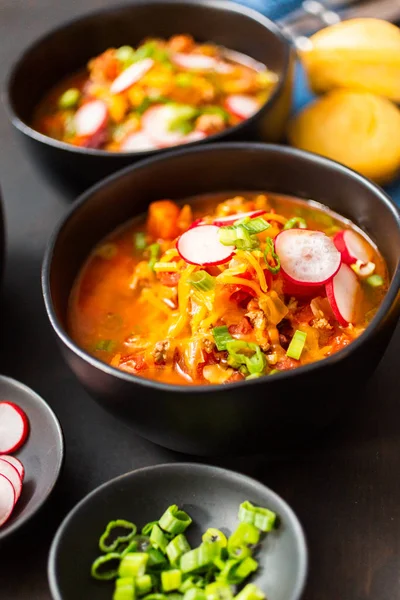 Turkey Chili Garnished Fresh Radishes Green Onions Cheddar Cheese — Stock Photo, Image