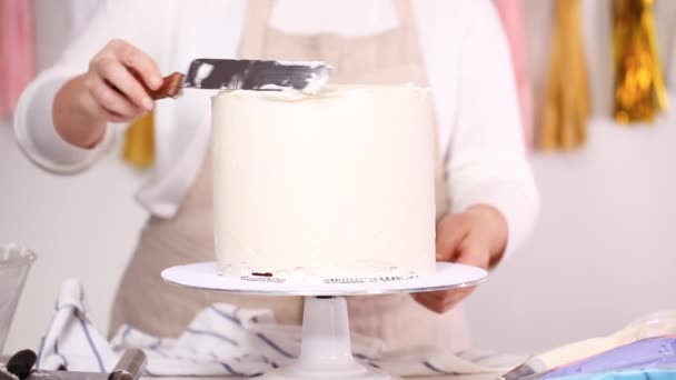 Step Step Pastry Chef Stacking Cake Layers Buttercream Frosting Create — Stock Video
