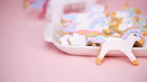 Egyszarvú Cukor Cookie Díszített Királyi Jegesedés Gyerekek Születésnapi Party — Stock videók