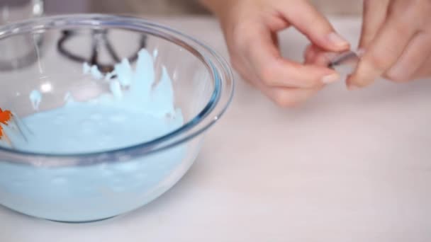 Step Step Mixing Food Coloring Royal Icing Decorate Unicorn Sugar — Stock Video