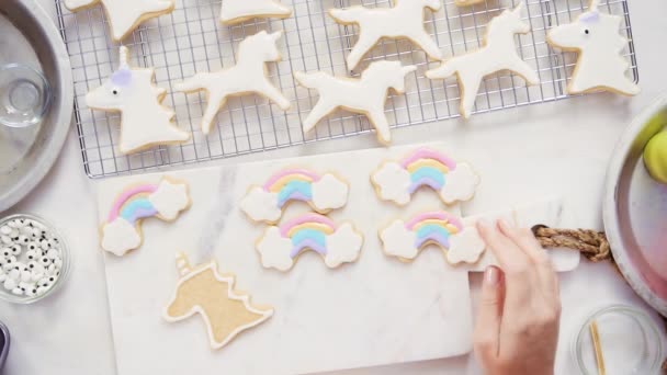 Vista Superior Passo Passo Decorar Biscoitos Açúcar Forma Unicórnio Com — Vídeo de Stock