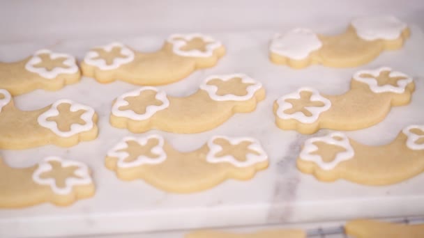 Lépésről Lépésre Díszítő Egyszarvú Alakú Királyi Jegesedés Cukor Cookie Kis — Stock videók