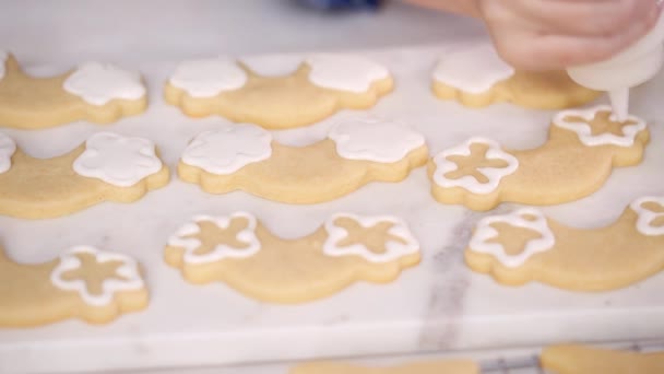 Passo Passo Decorar Biscoitos Açúcar Forma Unicórnio Com Gelo Real — Vídeo de Stock