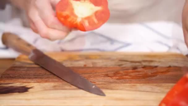 Zeitraffer Schritt Für Schritt Gemüse Schneiden Füllung Für Empanadas Herzustellen — Stockvideo