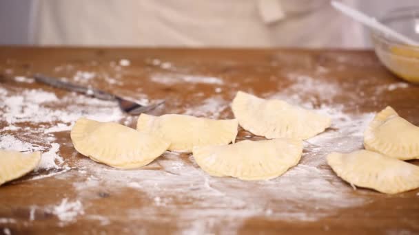 Steg För Steg Att Göra Hemgjort Empanadas Med Kyckling Och — Stockvideo