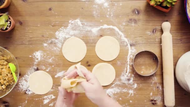 Düz Yatıyordu Adım Adım Hamur Için Yapımı Empanadas Haddeleme — Stok video