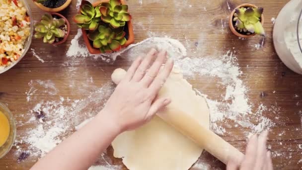 Flach Lag Schritt Für Schritt Teigrollen Für Hausgemachte Empanadas — Stockvideo