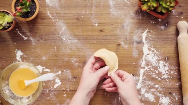 Deitado Passo Passo Fazendo Casa Feita Empanadas Vegetarianas Com Milho — Vídeo de Stock