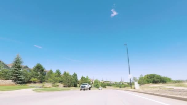 Denver Colorado Eua Setembro 2018 Dirigir Estradas Pavimentadas Bairro Suburbano — Vídeo de Stock