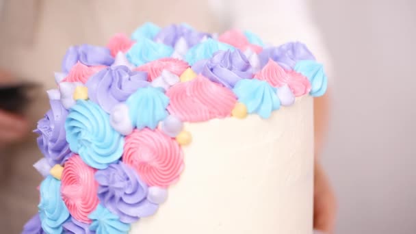 Step Step Pastry Chef Piping Butter Cream Frosting Unicorn Cake — Stock Video